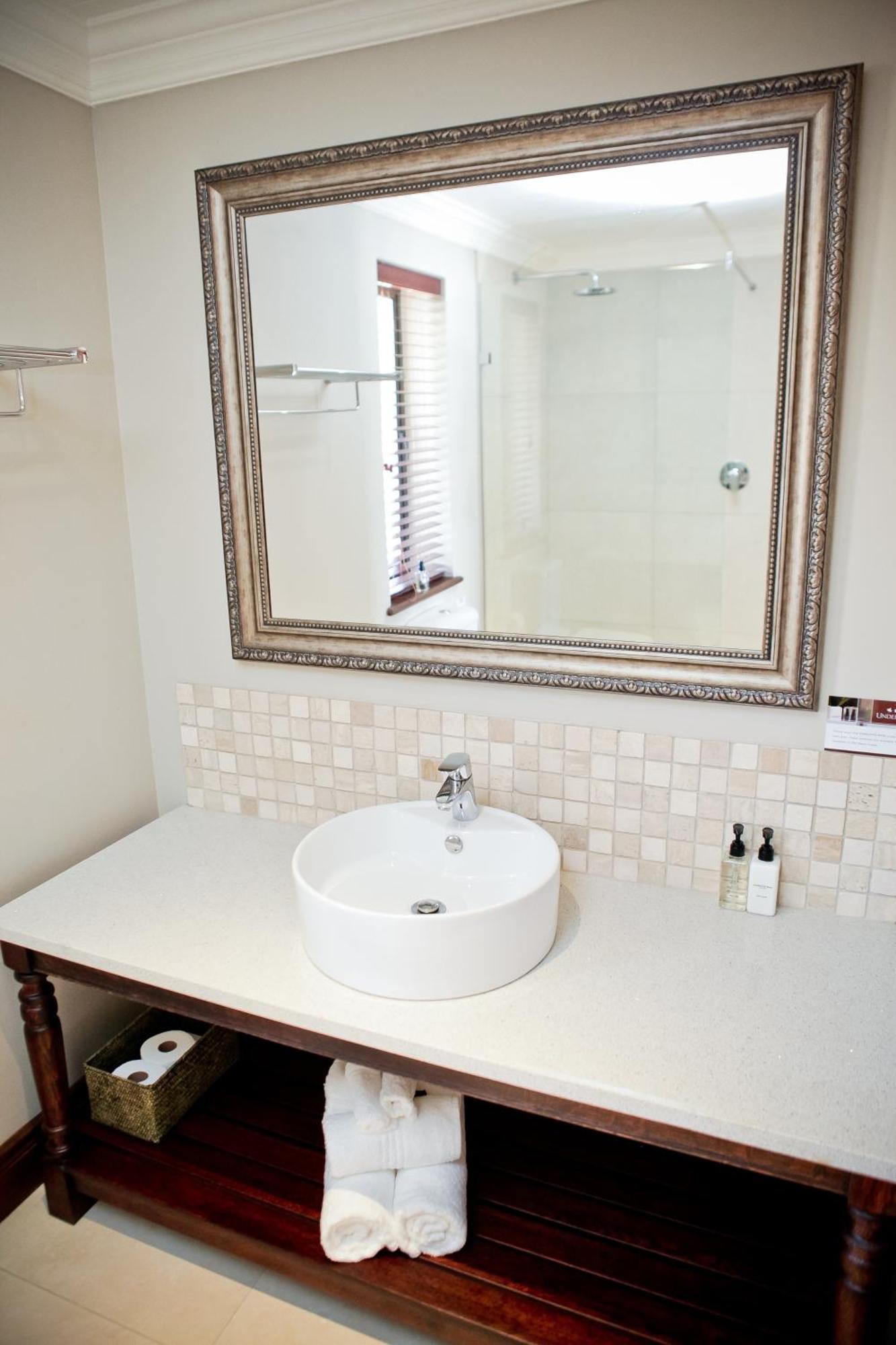 Under Oaks Guesthouse Paarl Bilik gambar
